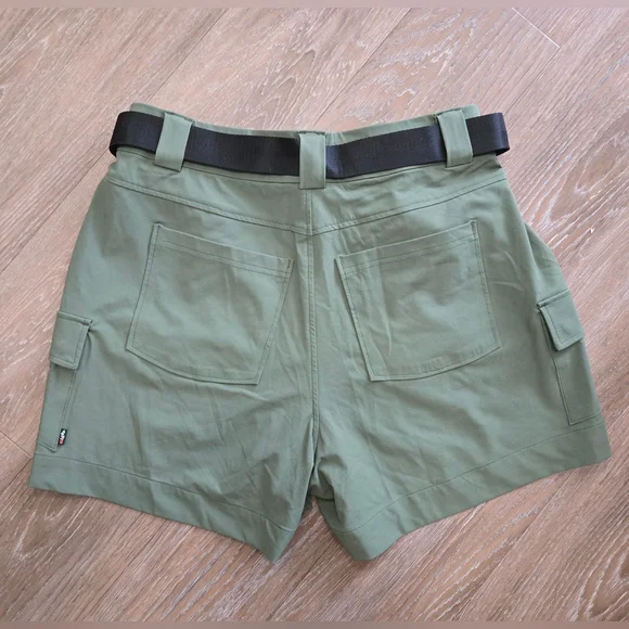 New with Tags Designed in Canada High-Rise Cargo Hiking Shorts by Alder Apparel - Picture 11 of 16